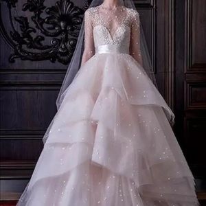 Monique Lhuillier Cherry Aviva Wedding Ball Gown 8
